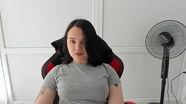 Caroline cutte online show from 06-10-26, 06:56