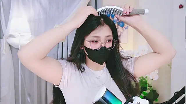 Chan Chann online show from 05-24-26, 02:27
