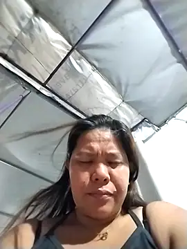 Snapshot of FILIPINAPUSSYPINAY chatting on 04-15-26, 10:33 FILIPINAPUSSYPINAY online show from 04-15-26, 10:33