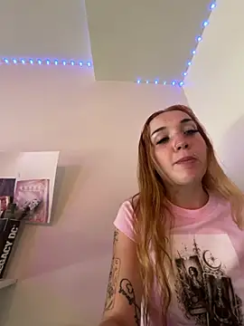 Snapshot of Sapphirelustxo chatting on 05-17-26, 07:32 Sapphirelustxo online show from 05-17-26, 07:32