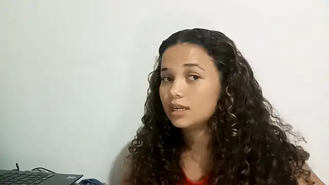 AlesiaDelross online show from 04-20-26, 06:09