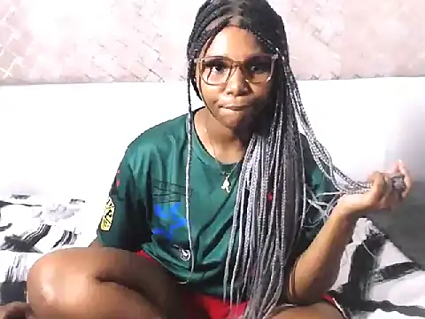 Snapshot of Darrkdeeva669 chatting on 04-10-26, 04:33 Darrkdeeva669 online show from 04-10-26, 04:33