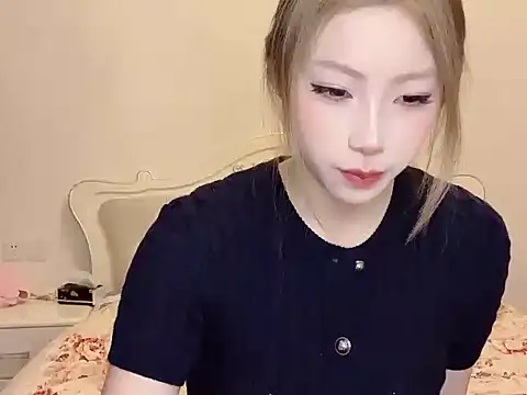 xiaoxiao-21 online show from 04-20-26, 02:09