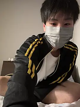 Snapshot of kurage164 chatting on 04-14-26, 11:27 kurage164 online show from 04-14-26, 11:27