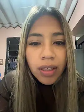 Kimmiebellarie online show from 06-19-26, 02:05