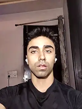 Snapshot of chrish_7 chatting on 04-12-26, 04:23 chrish 7 online show from 04-12-26, 04:23