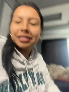 Snapshot of Iam-sophia27 chatting on 06-16-26, 04:20 Iam-sophia27 online show from 06-16-26, 04:20
