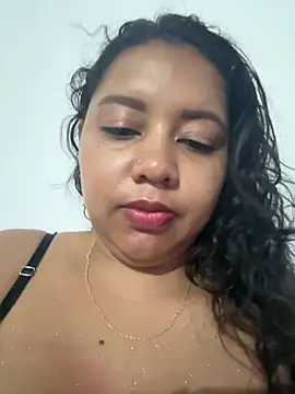 Snapshot of Ninibella chatting on 06-25-26, 10:42 Ninibella online show from 06-25-26, 10:42