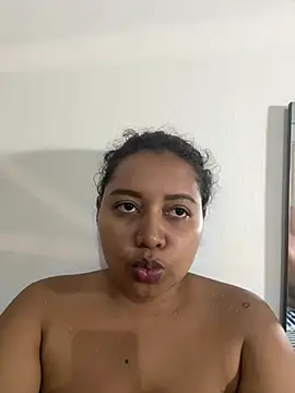Snapshot of Ninibella chatting on 07-03-26, 11:33 Ninibella online show from 07-03-26, 11:33
