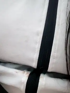 Siya mic online show from 04-15-26, 08:10