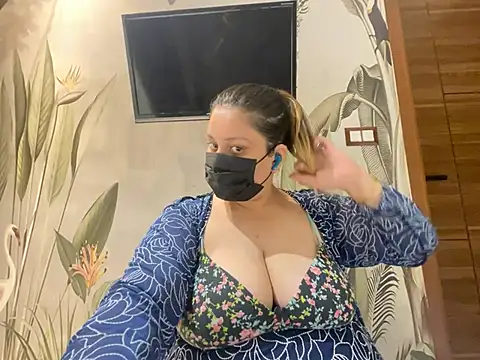 kavyasingh36 online show from 05-16-26, 01:13