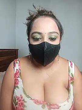 Suger Lips 99 online show from 06-22-26, 04:48