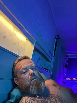 BayouBama51 online show from 04-27-26, 02:53