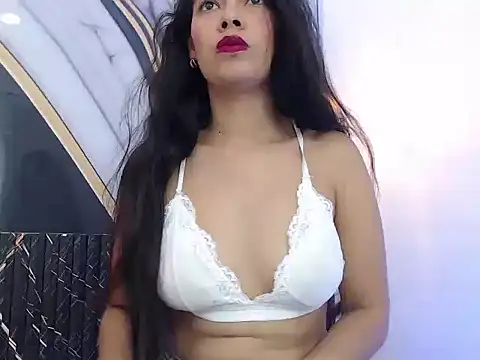 Snapshot of Vanessa_Lune chatting on 04-24-26, 12:07 Vanessa Lune online show from 04-24-26, 12:07