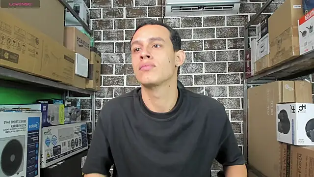 Snapshot of 69osiris chatting on 04-12-26, 08:25 69osiris online show from 04-12-26, 08:25