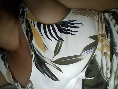 Snapshot of PinayAnne chatting on 05-28-26, 12:57 PinayAnne online show from 05-28-26, 12:57