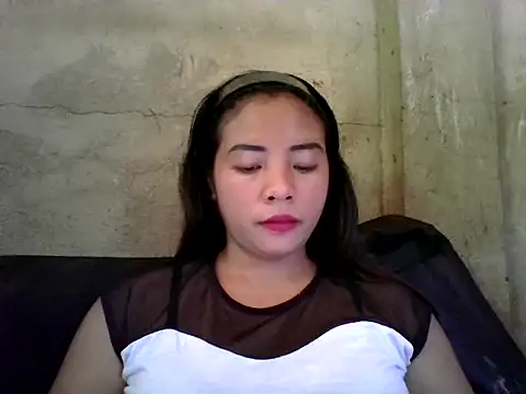 Snapshot of pinayysimple chatting on 04-29-26, 02:37 pinayysimple online show from 04-29-26, 02:37