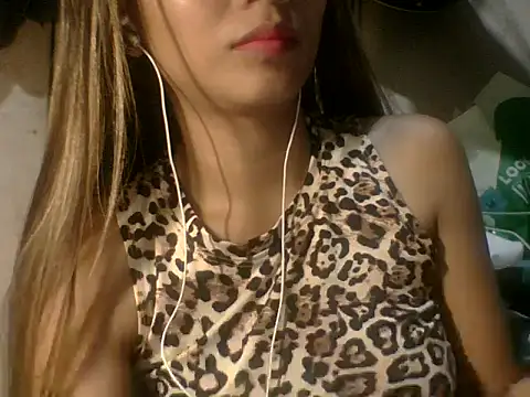 Snapshot of pinayysimple chatting on 07-15-26, 03:17 pinayysimple online show from 07-15-26, 03:17