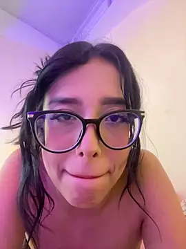 Snapshot of milakitti chatting on 04-24-26, 04:04 milakitti online show from 04-24-26, 04:04