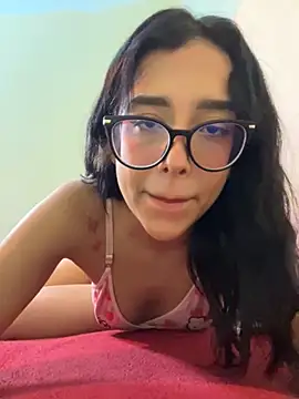 Snapshot of milakitti chatting on 04-25-26, 07:22 milakitti online show from 04-25-26, 07:22