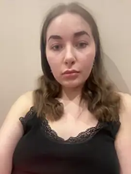 Snapshot of Doris2222 chatting on 04-14-26, 07:53 Doris2222 online show from 04-14-26, 07:53