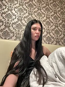 Snapshot of Theprovocateur chatting on 04-27-26, 05:00 Theprovocateur online show from 04-27-26, 05:00