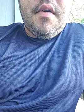 Snapshot of reinierch chatting on 06-13-26, 01:09 reinierch online show from 06-13-26, 01:09