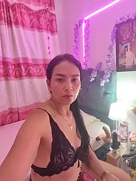 LuluDream online show from 06-11-26, 01:27