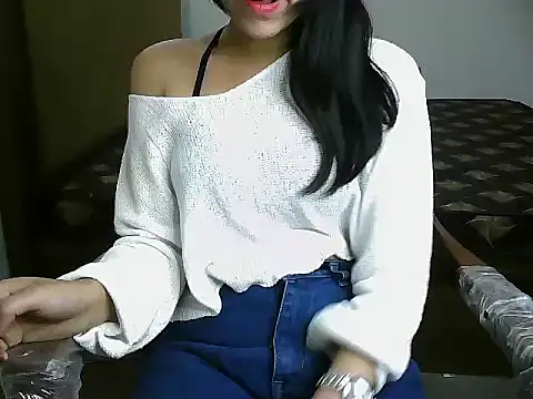 Snapshot of Dark_Fantasy02 chatting on 04-14-26, 12:44 Dark Fantasy02 online show from 04-14-26, 12:44