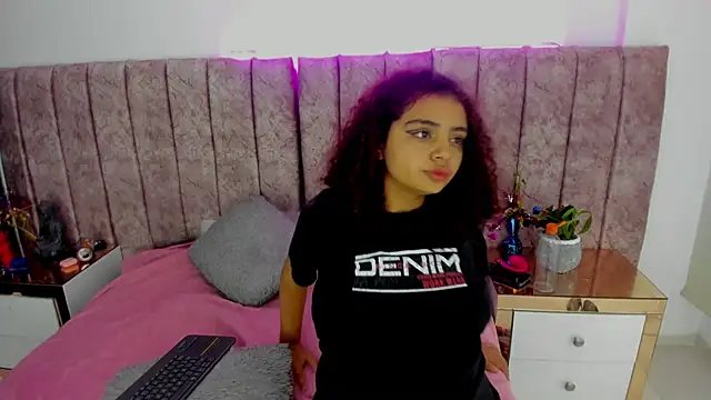 Dahlia rossee online show from 05-31-26, 11:06