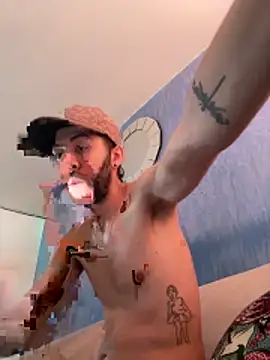 MaXWof00 online show from 04-27-26, 02:37