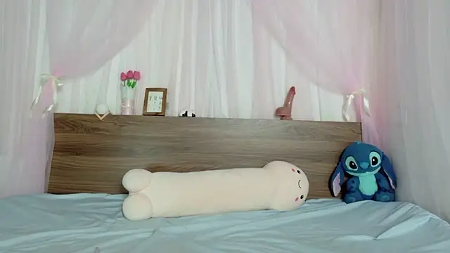 shy pink doll online show from 07-13-26, 03:26
