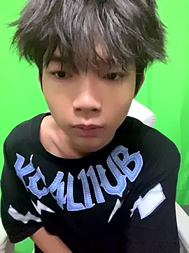 Snapshot of -OvO- chatting on 07-15-26, 11:37 -OvO- online show from 07-15-26, 11:37