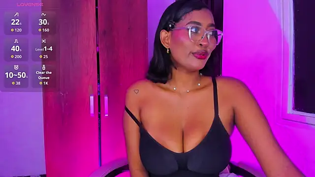 ALISSA SMITH  online show from 07-18-26, 04:27