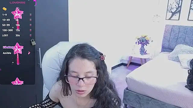 Samantha bloww1 online show from 06-12-26, 02:43