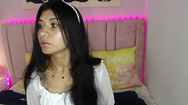 Snapshot of Shamel_Brm chatting on 05-22-26, 12:11 Shamel Brm online show from 05-22-26, 12:11