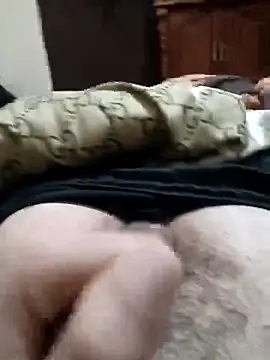 Snapshot of sidali0599 chatting on 04-15-26, 10:44 sidali0599 online show from 04-15-26, 10:44