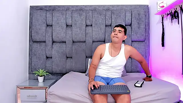 LordDrako os online show from 06-12-26, 07:57
