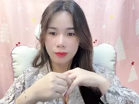 Luna3579 online show from 04-27-26, 04:21