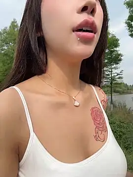 yuyu-727 online show from 04-21-26, 08:42