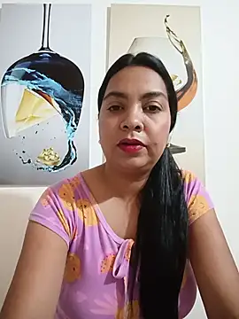 Silvana2927 online show from 06-25-26, 06:29