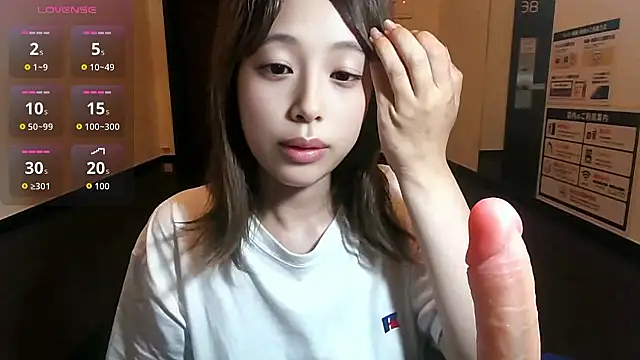 yupop09 online show from 06-17-26, 01:52