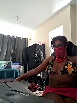 Snapshot of Mel8678 chatting on 04-15-26, 04:03 Mel8678 online show from 04-15-26, 04:03