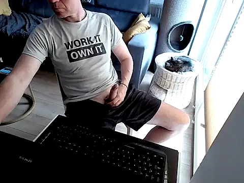 KoneserZmyslow online show from 06-10-26, 11:42