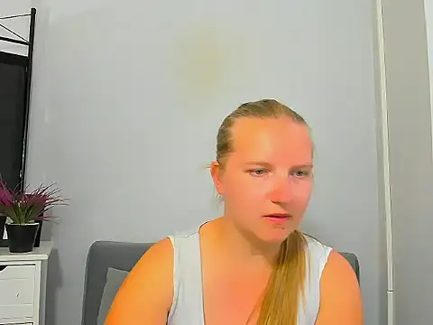 RoseTeacherX online show from 06-08-26, 05:35