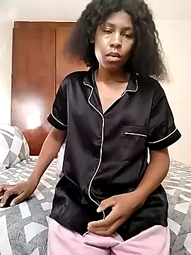 Snapshot of Slender012 chatting on 05-09-26, 05:56 Slender012 online show from 05-09-26, 05:56