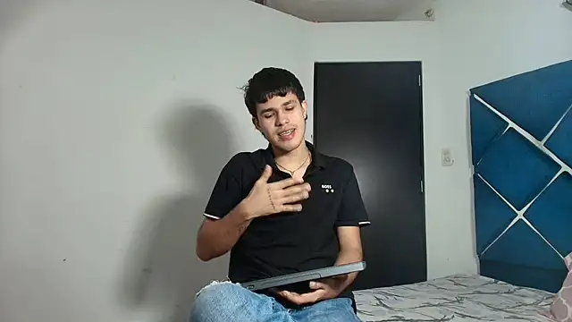 EdwinBoys online show from 06-26-26, 01:04