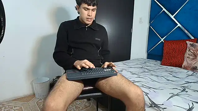 EdwinBoys online show from 07-13-26, 01:47