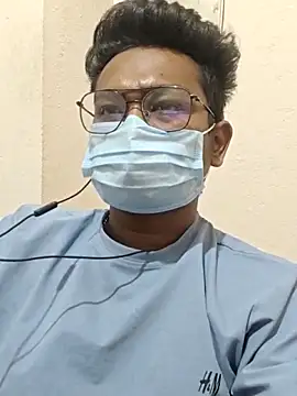 Snapshot of hot_boy995 chatting on 04-15-26, 09:27 hot boy995 online show from 04-15-26, 09:27