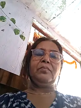 Shalini3456 online show from 04-23-26, 08:35